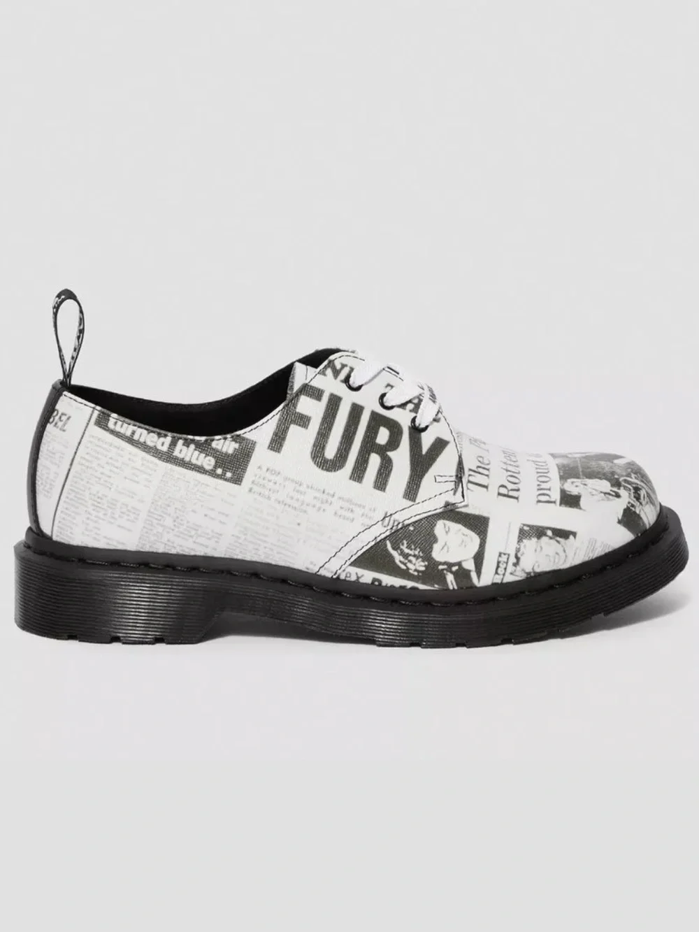 Dr. Martens 1461 Sex Pistols News Paper Print Backhand Women’s size 7 NEW!!!